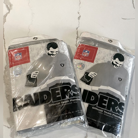 Raiders waterproof ponchos - Picture 1 of 2